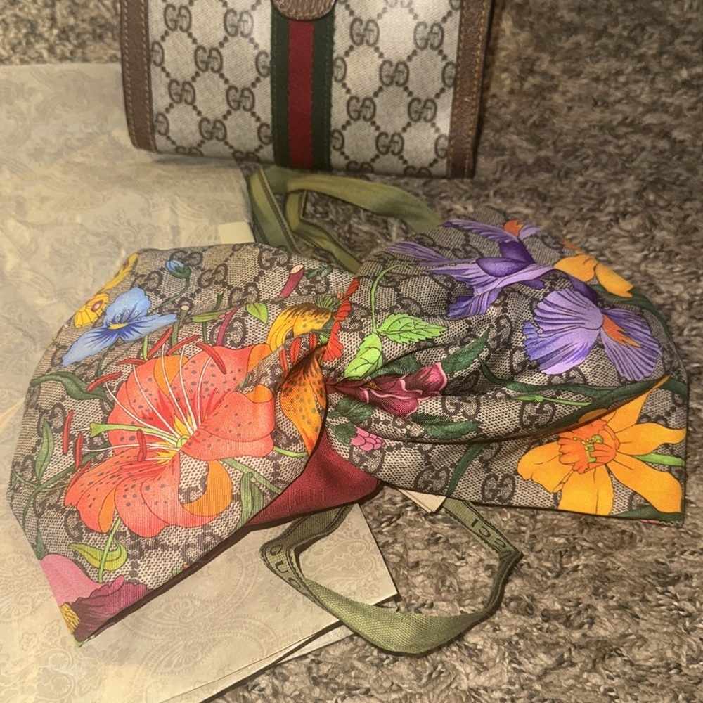 Gucci Floral Headband - Picture 7 of 7